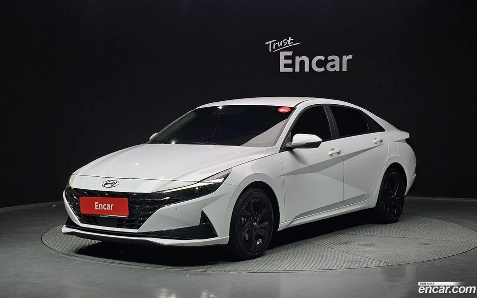 Hyundai Avante 1.6 2022 — фото 1, купить с доставкой в Москву