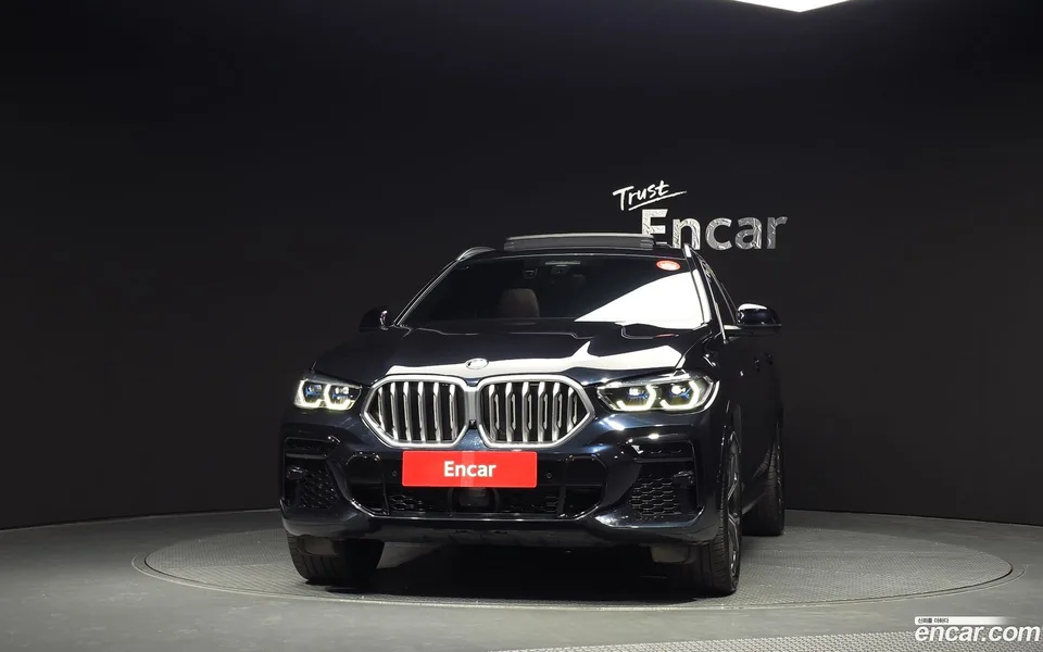 BMW X6 xDrive40i M 2023 — миниатюра 3