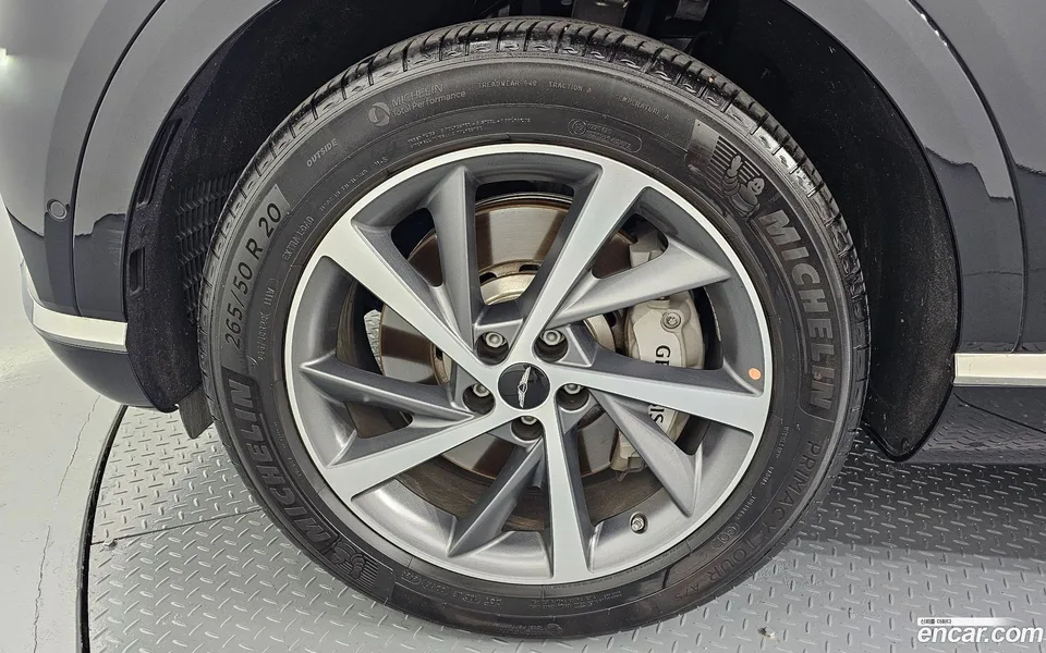 Genesis GV80 2.5T 2WD 2024 — миниатюра 2
