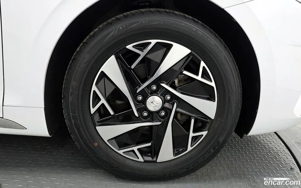 Hyundai Grandeur IG Hybrid 2022 — миниатюра 2