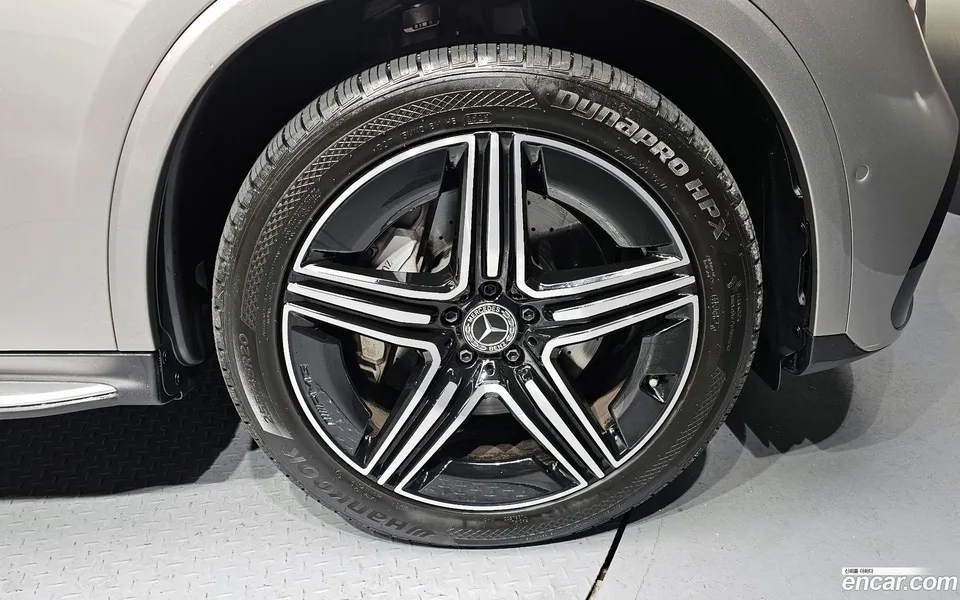 Mercedes-Benz GLC-Class GLC300 4MATIC 2023 — миниатюра 2