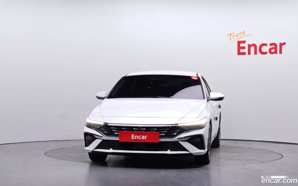 Hyundai Avante CN7 Hybrid 2025 — миниатюра 3
