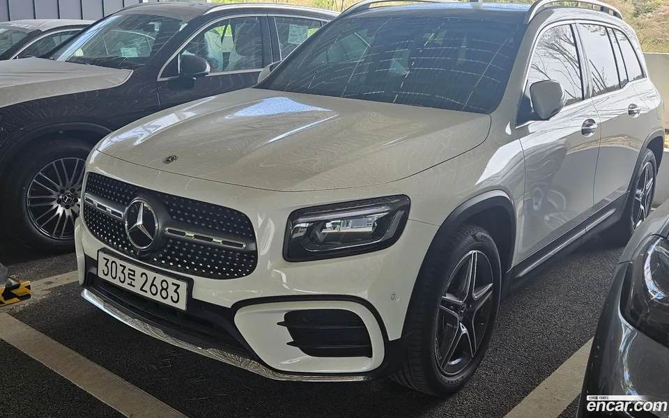 Mercedes-Benz GLB-Class GLB250 4MATIC 2025 — миниатюра 2