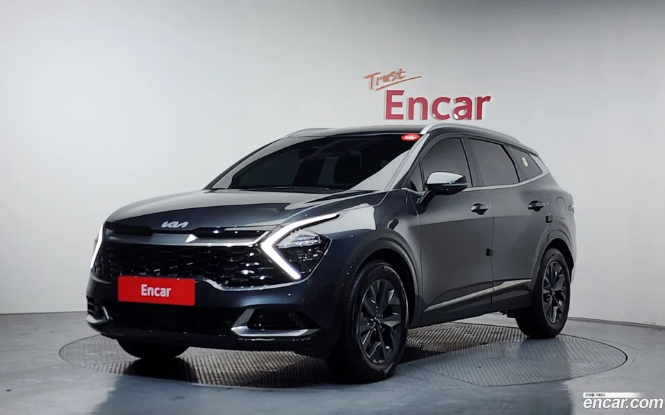 Kia Sportage 1.6 2WD 2023 — фото 1, купить с доставкой в Москву