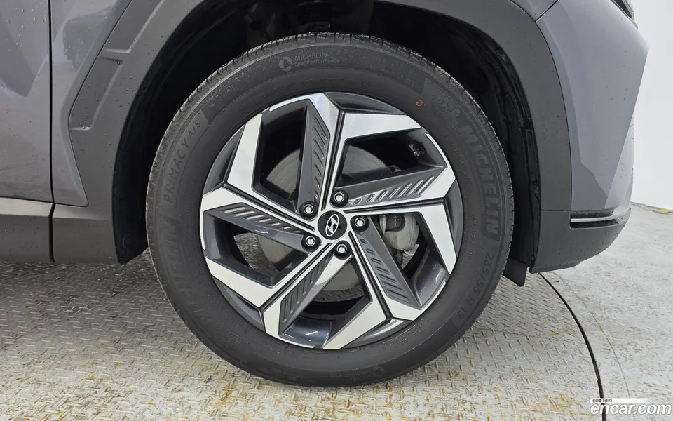 Hyundai Tucson 1.6 2WD 2022 — миниатюра 2