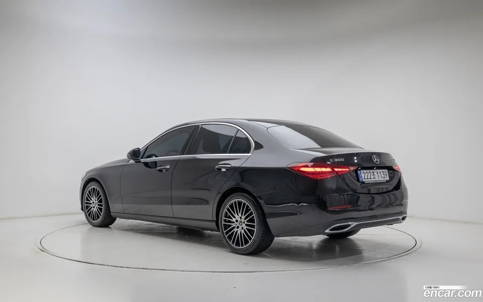 Mercedes-Benz C-Class C300 4MATIC 2024 — миниатюра 2