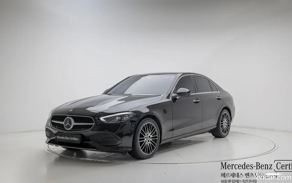 Mercedes-Benz C-Class C300 4MATIC 2024 — фото 1, купить с доставкой в Москву