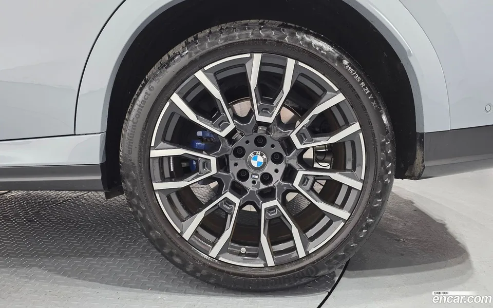 BMW X6 xDrive30d M 2025 — миниатюра 2