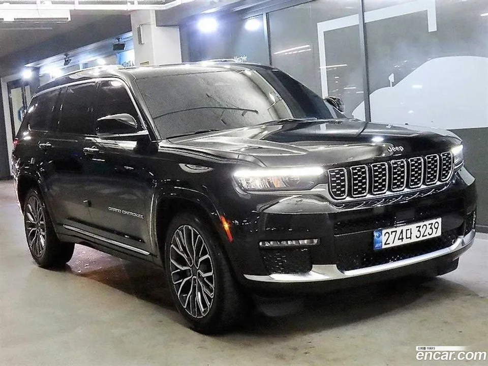 Jeep Grand Cherokee L 3.6 2023 — фото 1, купить с доставкой в Москву