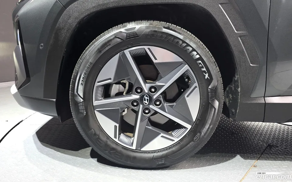 Hyundai Tucson NX4 2.0 4WD 2024 — миниатюра 2