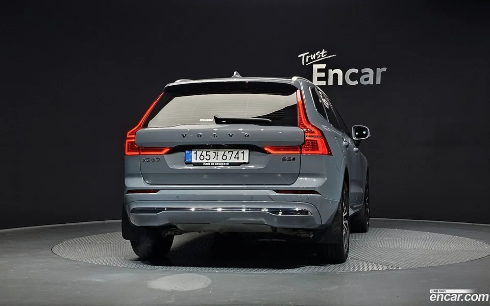Volvo XC60 B5 2022 — миниатюра 4