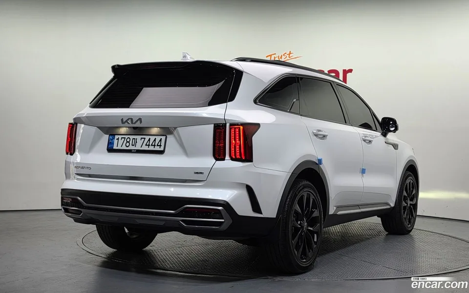 Kia Sorento 2.2 4WD 2023 — миниатюра 2