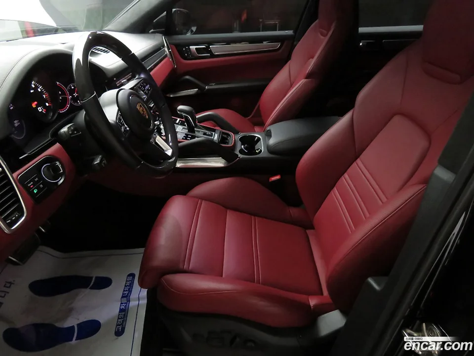 Porsche Cayenne 4.0 2022 — миниатюра 5