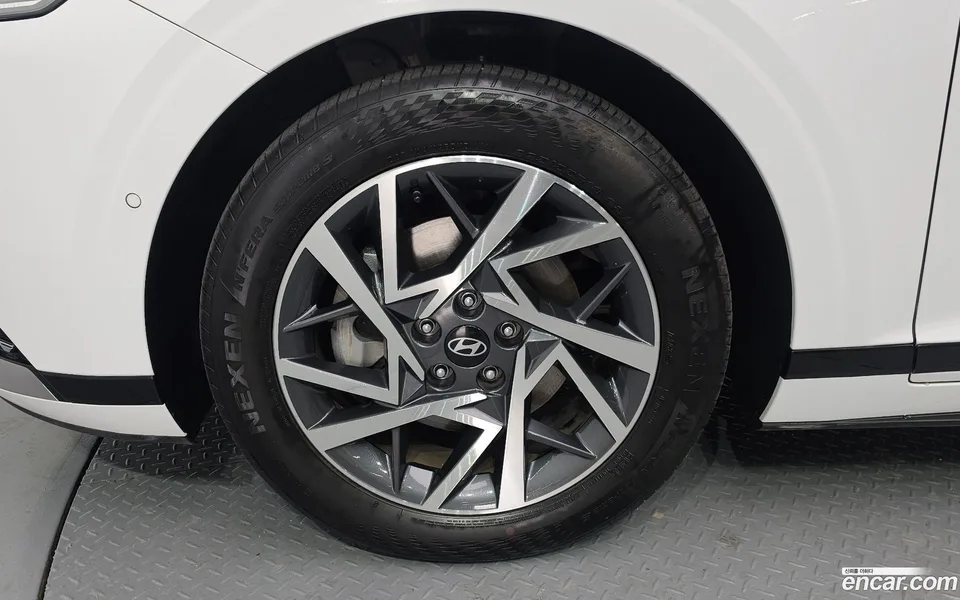 Hyundai Grandeur 2.5 2WD 2023 — миниатюра 5
