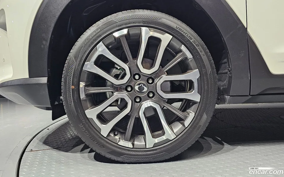 KG Mobility Torres 1.5 2WD 2023 — миниатюра 5