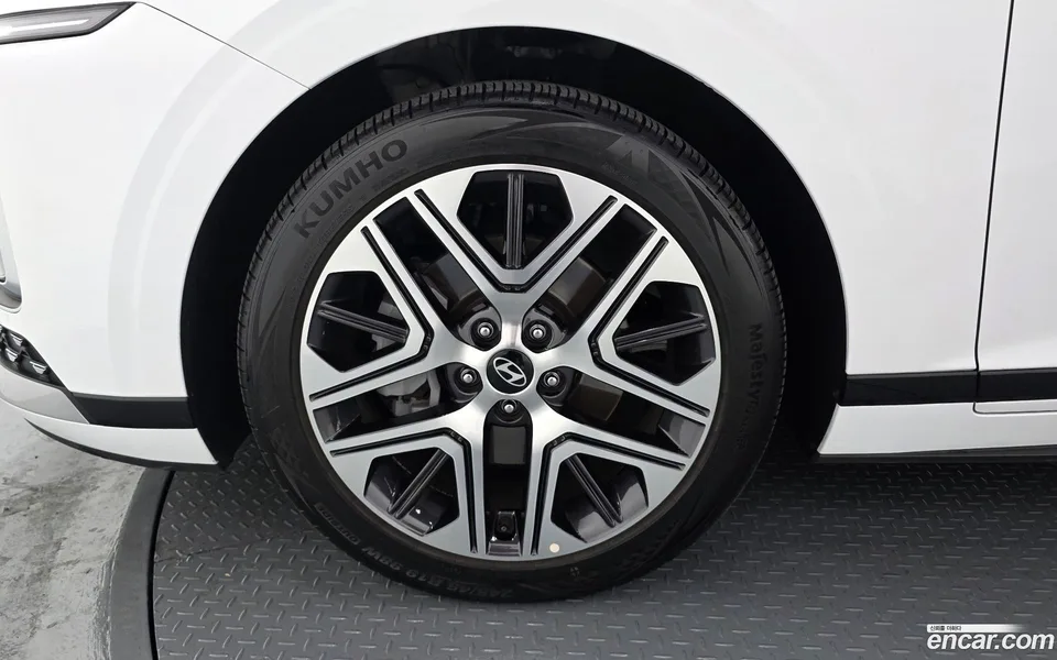 Hyundai Grandeur 2.5 2WD 2025 — миниатюра 2