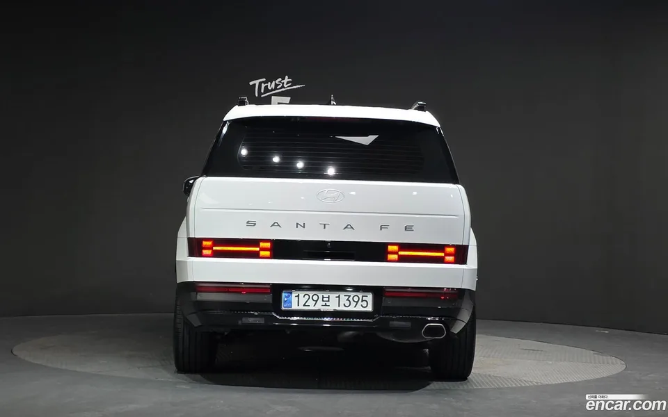 Hyundai SantaFe 2.5T 2WD 2023 — миниатюра 4