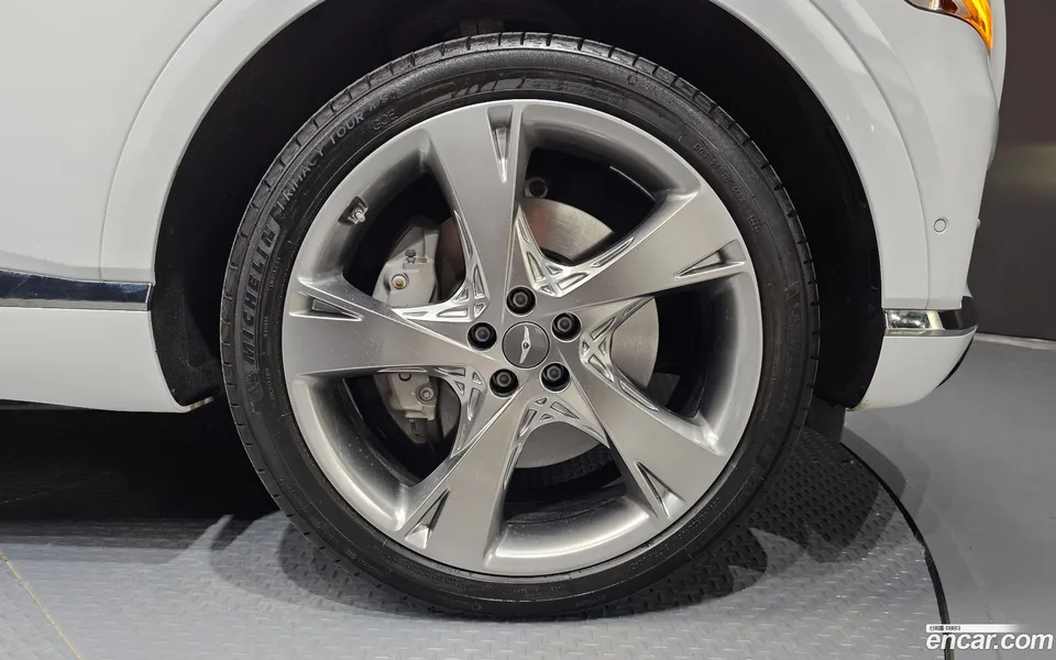 Genesis GV80 3.0 AWD 2022 — миниатюра 2