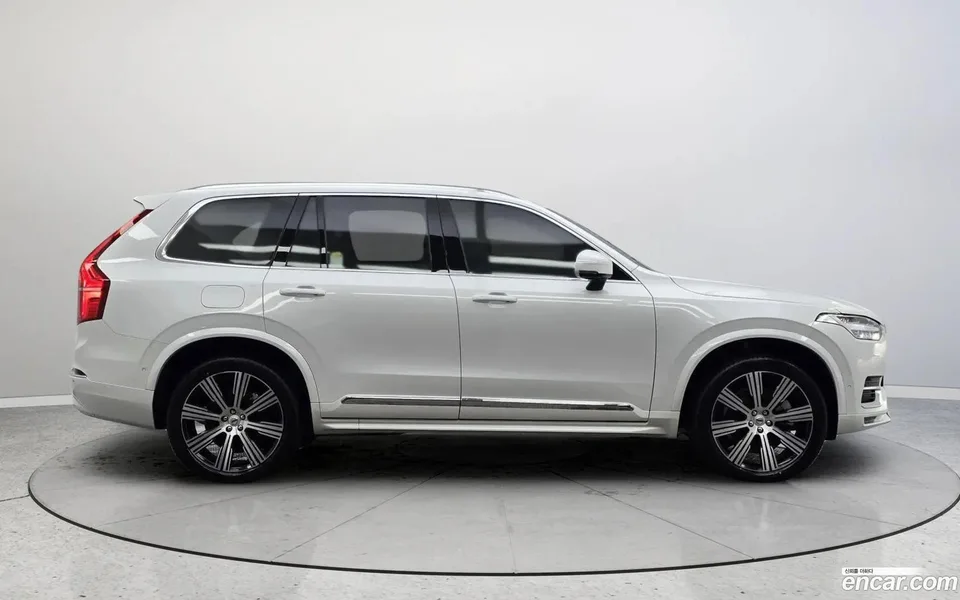 Volvo XC90 B6 2025 — миниатюра 4