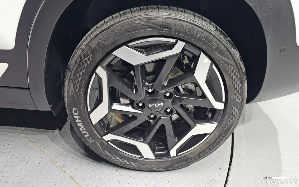 Kia Seltos 2.0 4WD 2023 — миниатюра 5