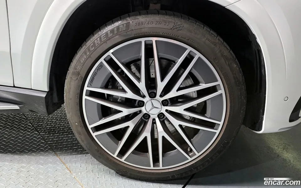 Mercedes-Benz GLE-Class AMG GLE53 4MATIC+ 2024 — миниатюра 5