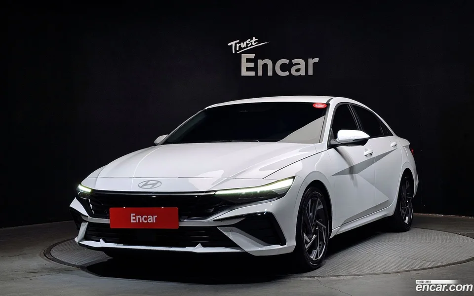 Hyundai Avante CN7 1.6 2025 — фото 1, купить с доставкой в Москву