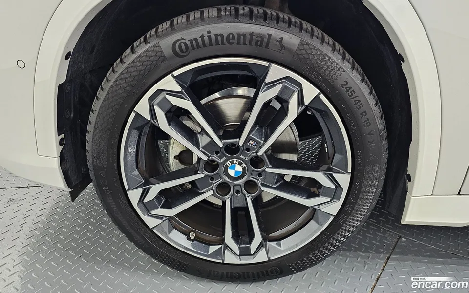 BMW X1 sDrive 20i M 2023 — миниатюра 5