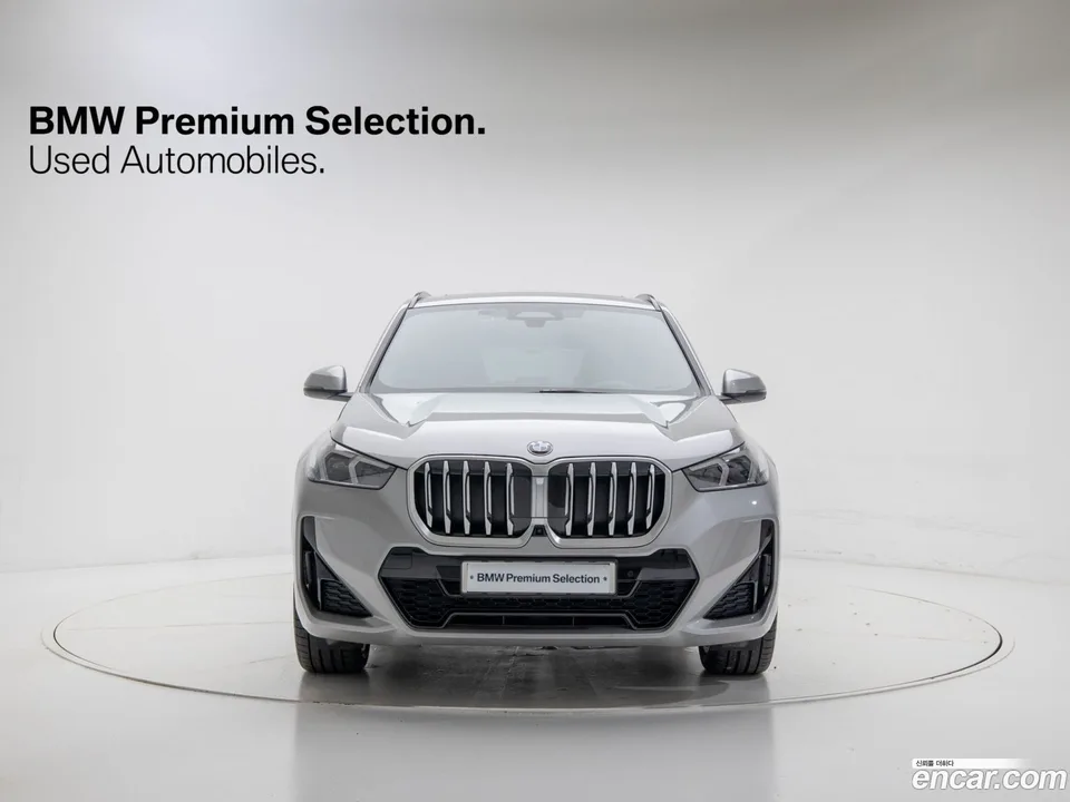BMW X1 xDrive 20i M 2025 — миниатюра 3