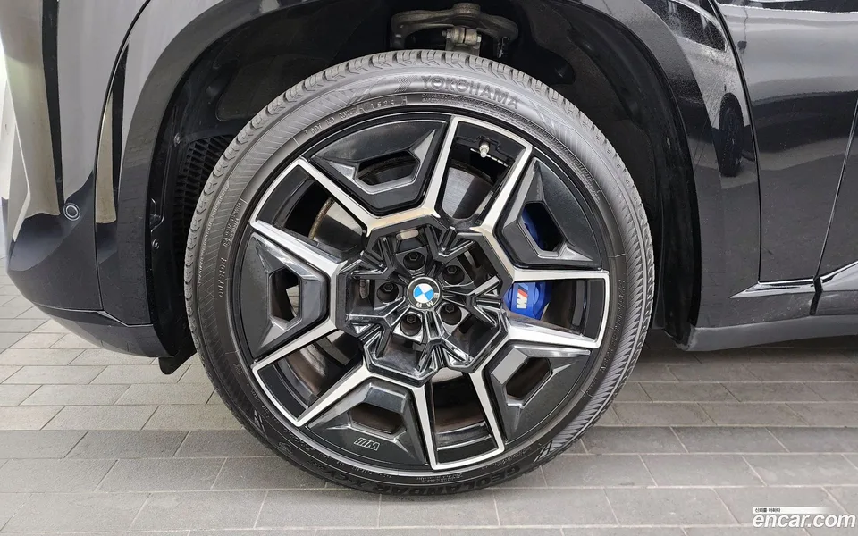 BMW XM 4.4 2023 — миниатюра 5