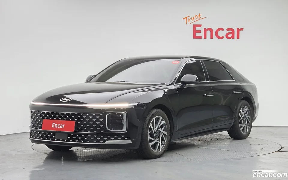Hyundai Grandeur Hybrid 2023 — фото 1, купить с доставкой в Москву