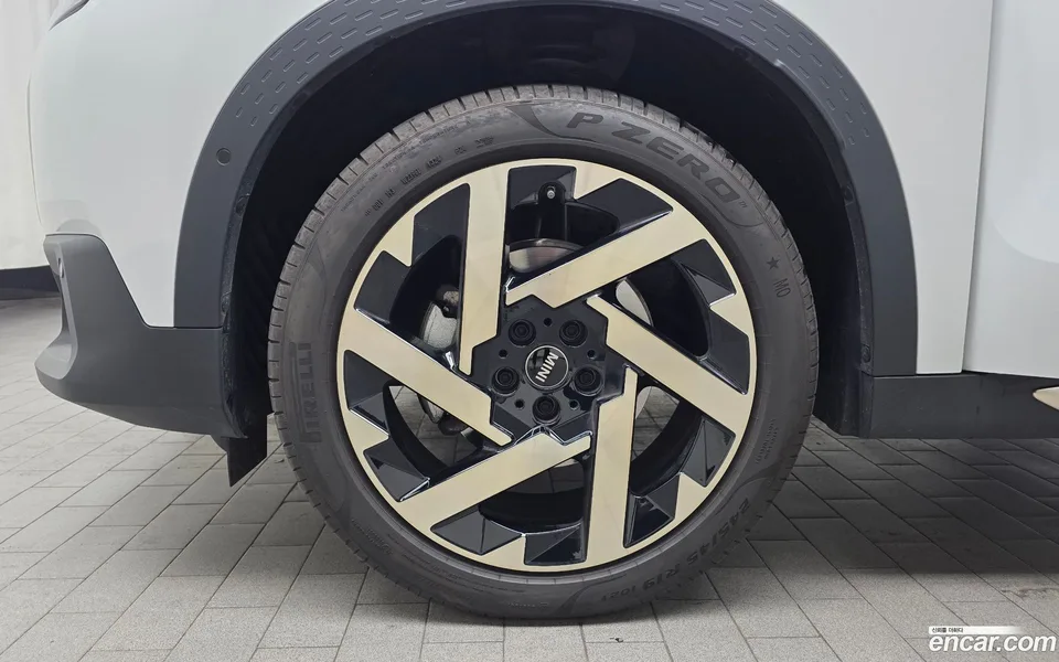 MINI Cooper S Countryman ALL4 2024 — миниатюра 5