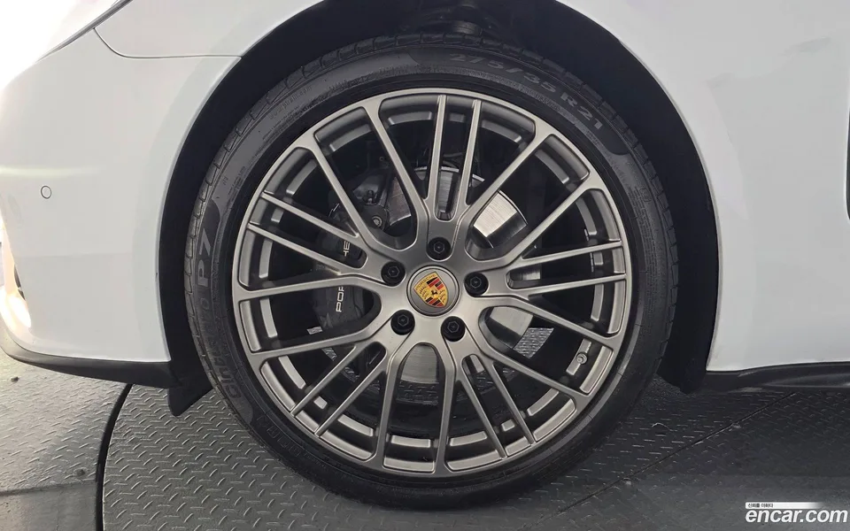 Porsche Panamera (971) 2.9 AWD 2023 — миниатюра 2