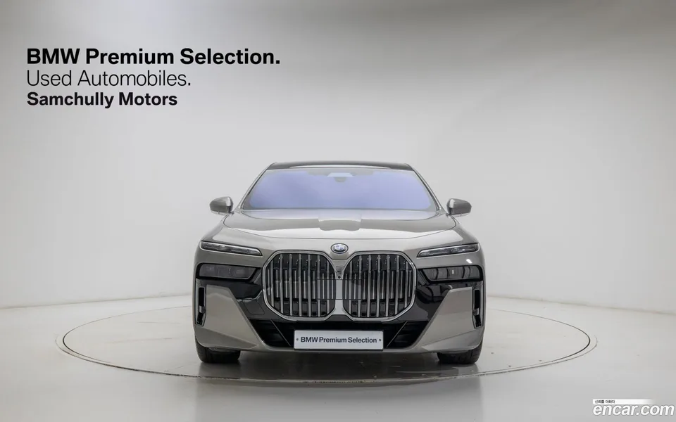 BMW 7 Series 750e xDrive M 2025 — миниатюра 3