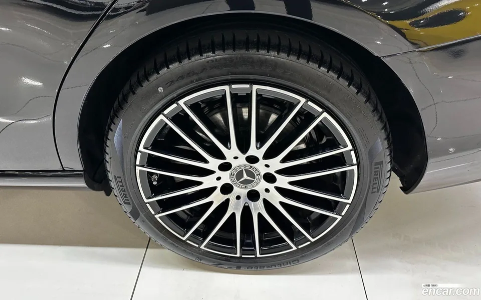 Mercedes-Benz C-Class C200 2025 — миниатюра 2
