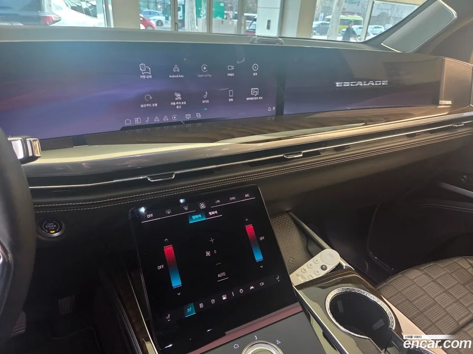 Cadillac Escalade 6.2 ESV 2025 — миниатюра 2