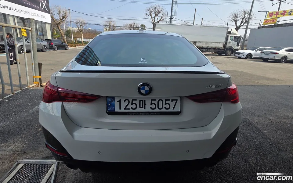 BMW 4 Series 420i M 2025 — миниатюра 2