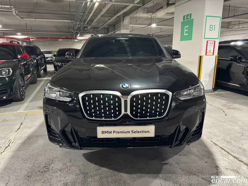 BMW X4 xDrive20i M 2023 — миниатюра 3