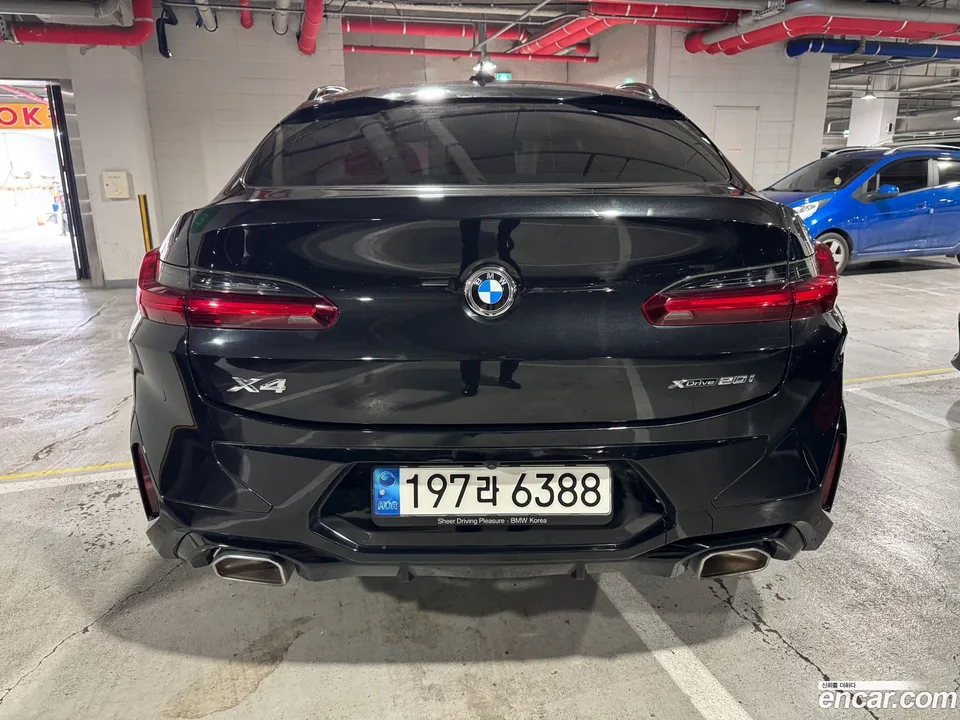 BMW X4 xDrive20i M 2023 — миниатюра 4