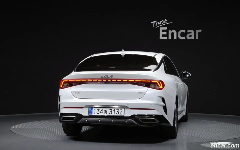 Kia K5 Hybrid 2023 — миниатюра 4