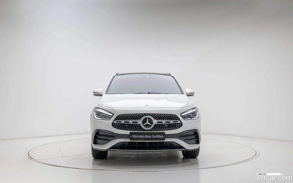 Mercedes-Benz GLA-Class GLA250 4MATIC 2022 — миниатюра 3