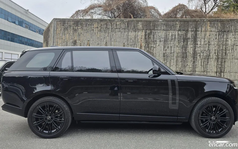 Land Rover Range Rover P530 AB LWB 2025 — миниатюра 4