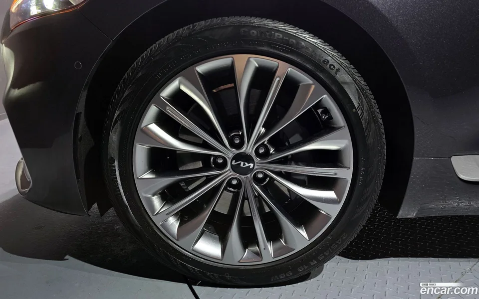 Kia K9 3.8 GDI AWD 2023 — миниатюра 2