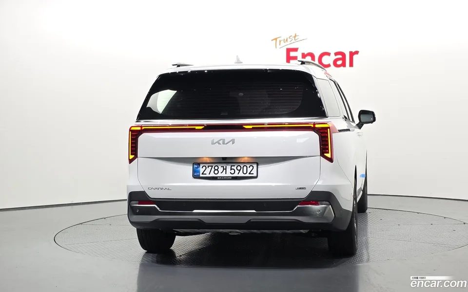 Kia Carnival HEV 9 2026 — миниатюра 4