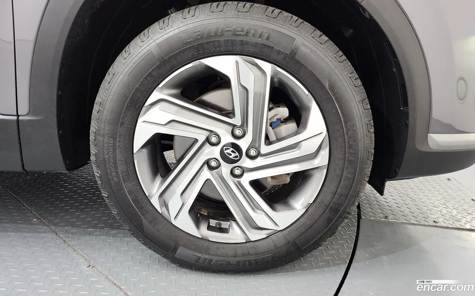 Hyundai SantaFe 2.2 4WD 2023 — миниатюра 2