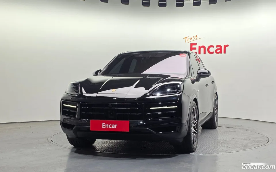 Porsche Cayenne 3.0 E- 2024 — миниатюра 3