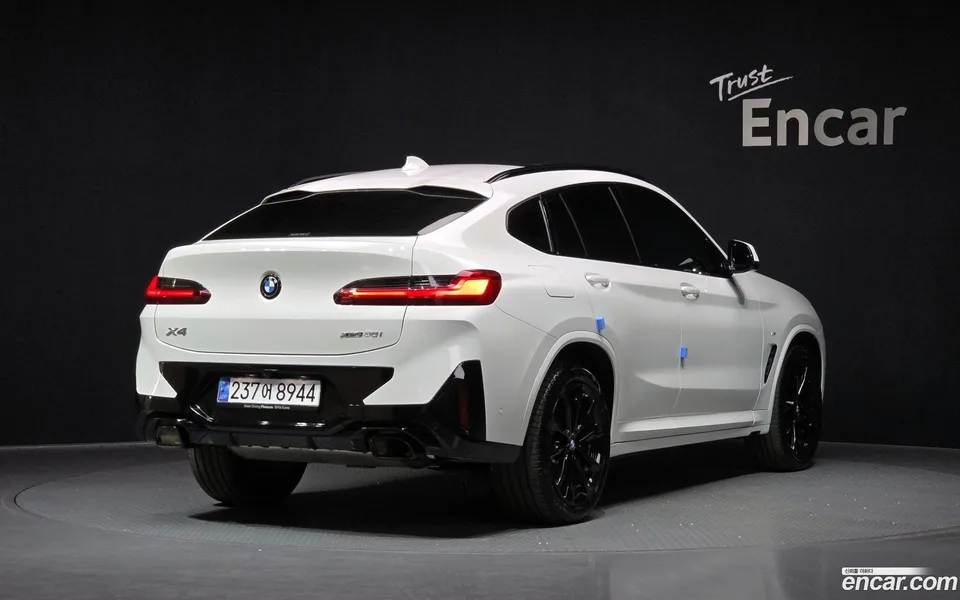 BMW X4 xDrive20i M 2025 — миниатюра 2