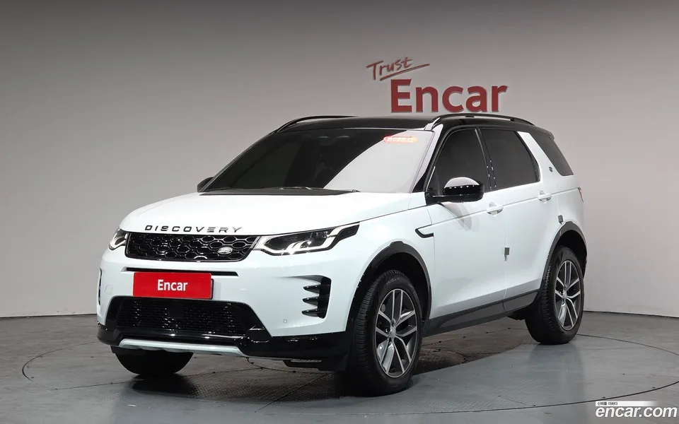 Land Rover Discovery Sport P250 SE 2025 — фото 1, купить с доставкой в Москву
