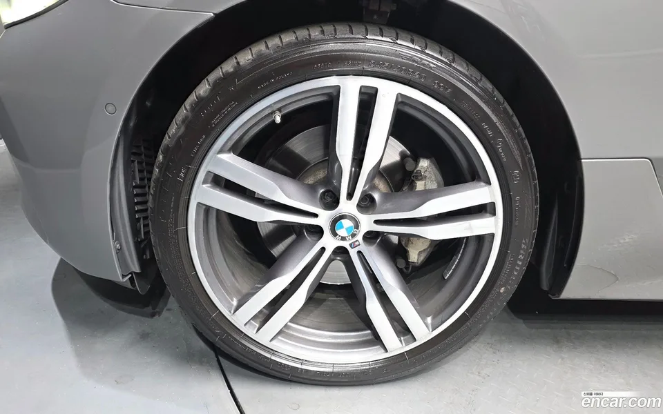 BMW 6 Series GT 630i xDrive 2022 — миниатюра 2
