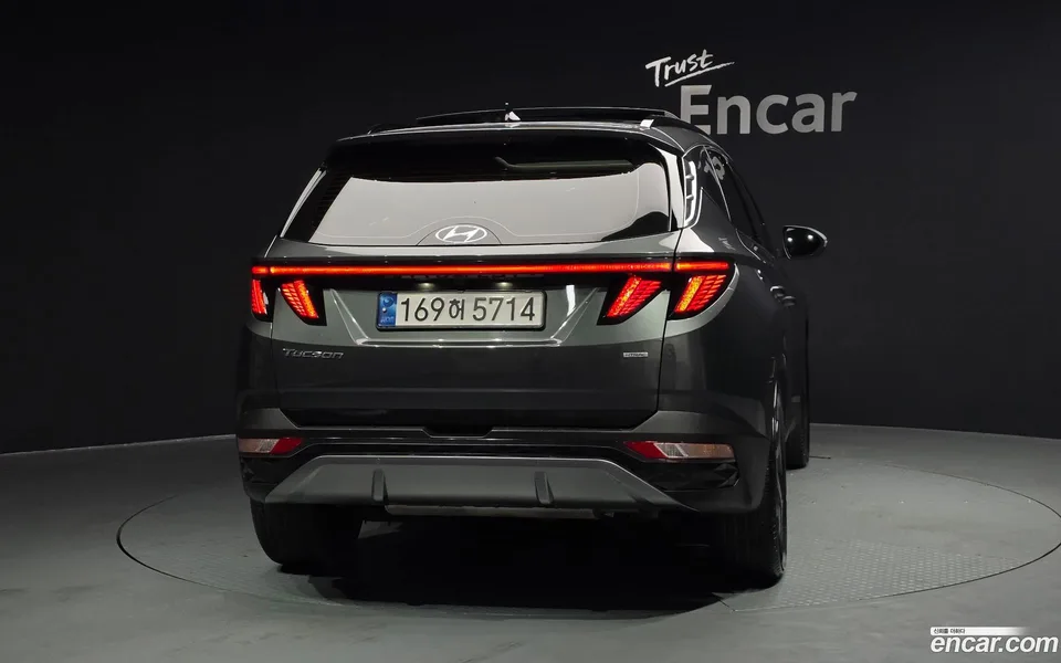 Hyundai Tucson 1.6 4WD 2022 — миниатюра 4