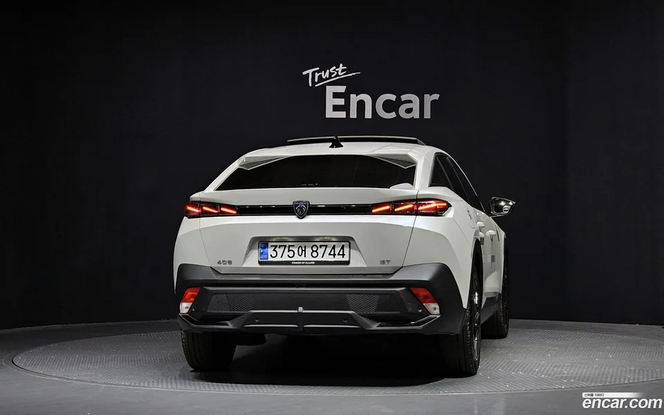 Peugeot 408 1.2 Pure Tech GT 2023 — миниатюра 4